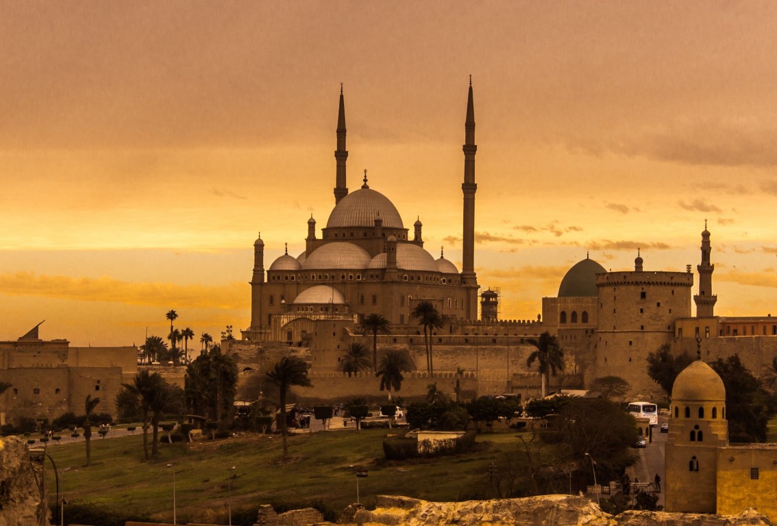 Hurghada to Cairo day trip by plane