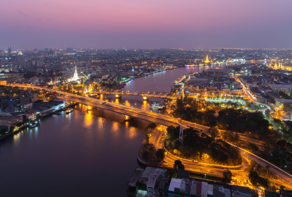 hurghada to cairo day trip by plane travellers exploring cairo in one day