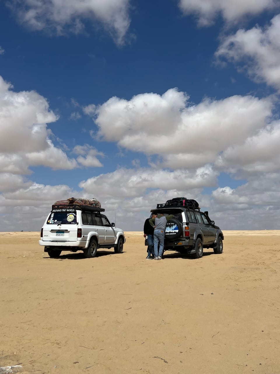 Jeep Safari Wüstentour in Hurghada – 4x4 Wüstenabenteuer & Beduinenkultur