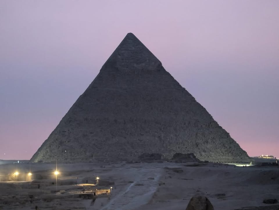 Exclusive Private Pyramid Tour to Saqqara, Dahshur & Giza