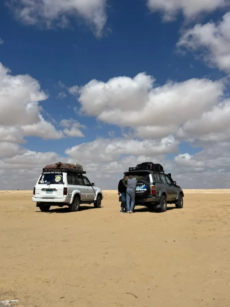 Jeep Safari Wüstentour in Hurghada – 4x4 Wüstenabenteuer & Beduinenkultur