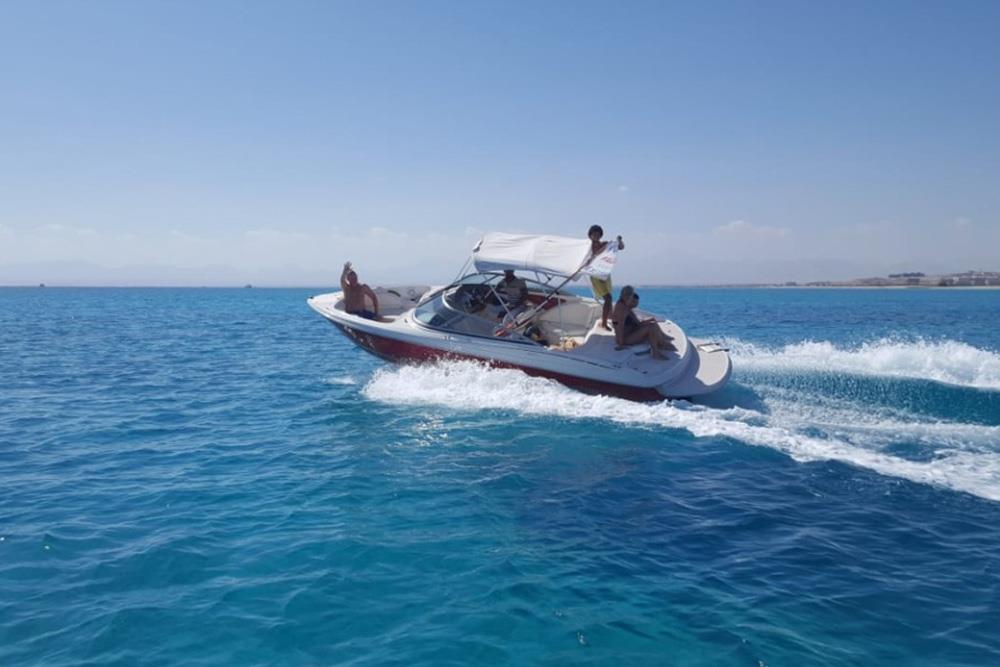 Hurghada Speed Boat – Private Charter & Flexible Insel- und Schnorcheltour - Photo 1